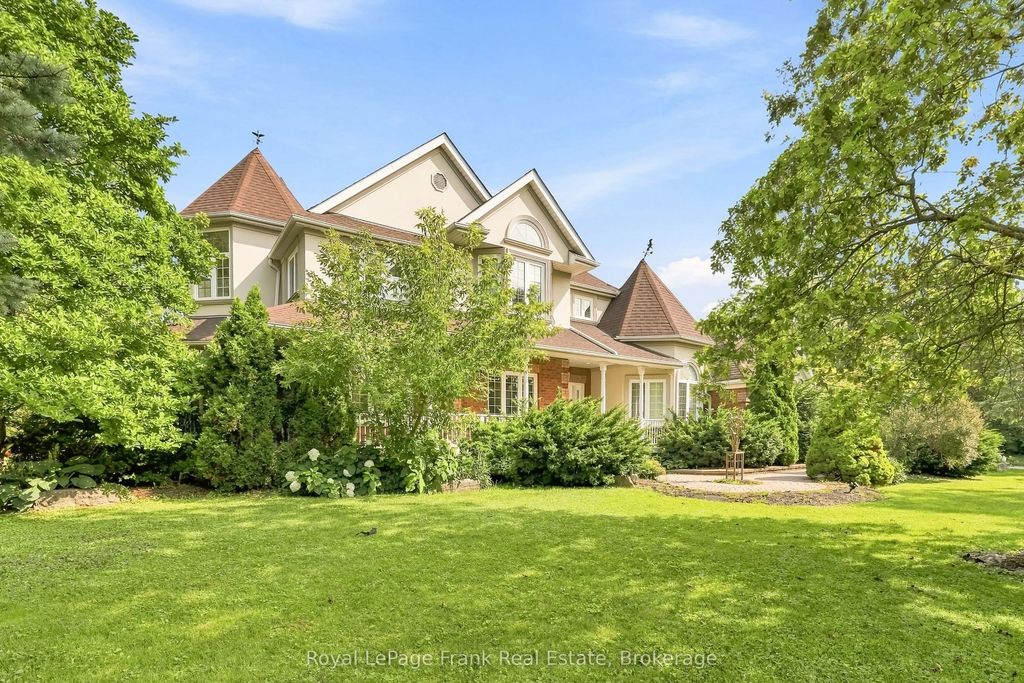 2 Wilson House Drive, Whitby