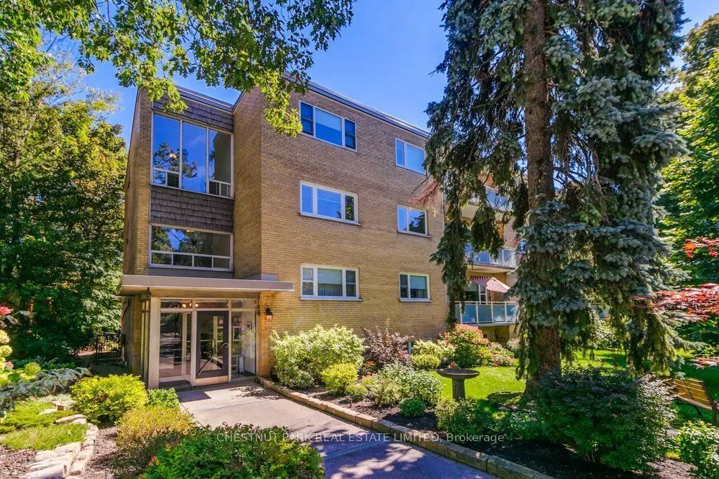 75 Scarborough Road 201, Toronto E02