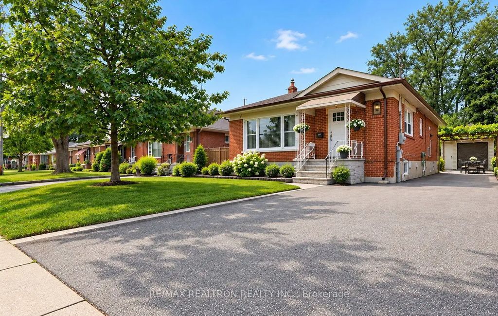 82 Ranstone Gardens, Toronto E04
