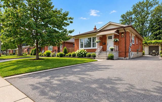 82 Ranstone Gardens, Toronto E04