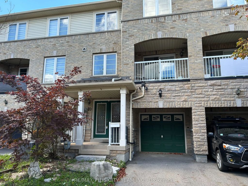 10 Cullcastle Street W, Ajax