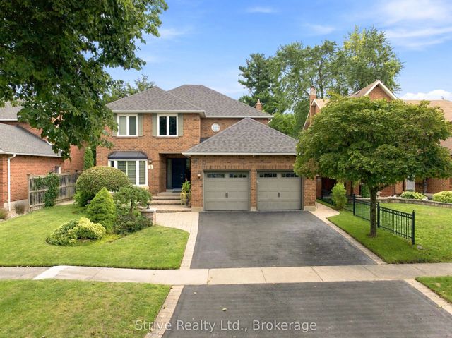 5 Carriage Lane, Clarington