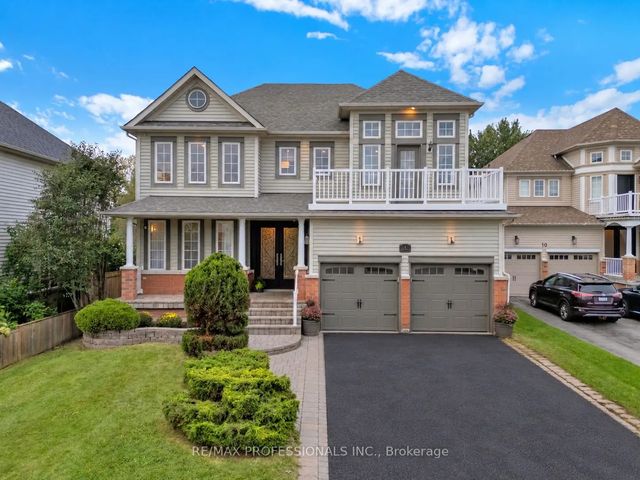 8 Shelter Bay Court, Whitby