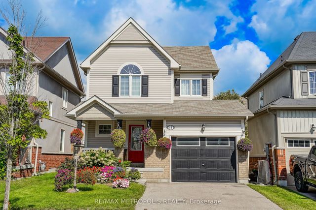 14 Richard Davies Crescent, Clarington