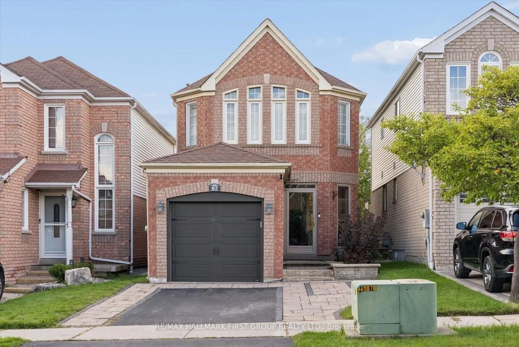 67 Epps Crescent, Ajax