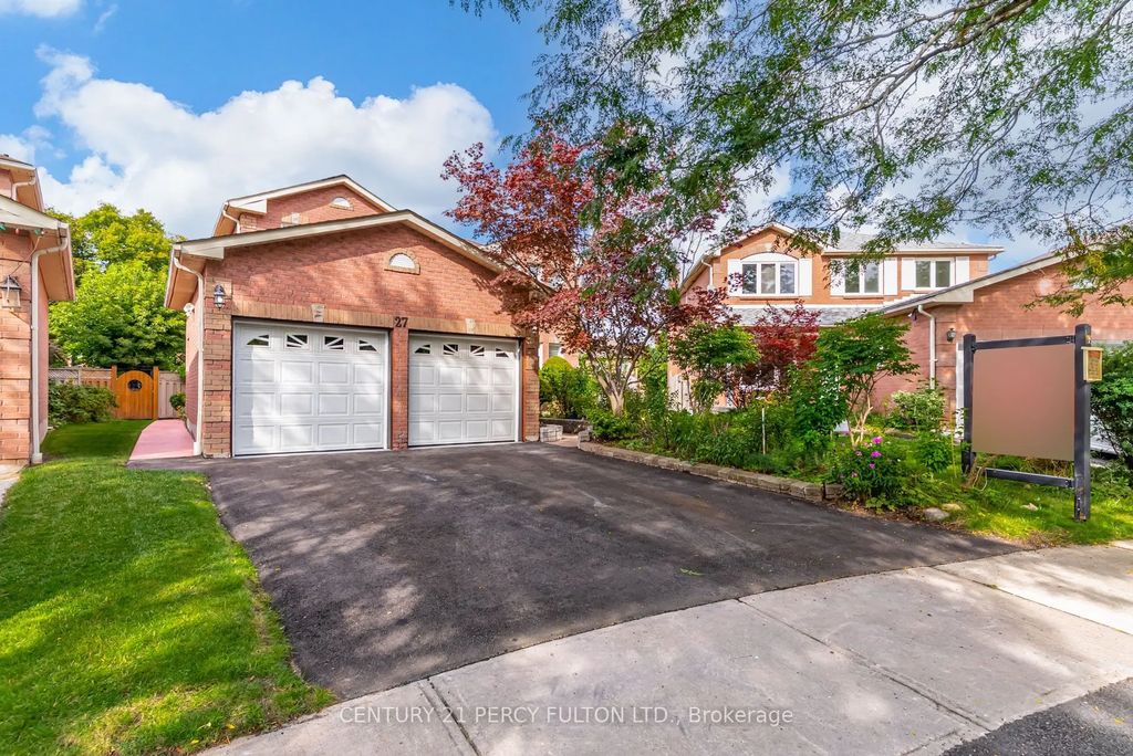 27 Dagwell Crescent, Ajax