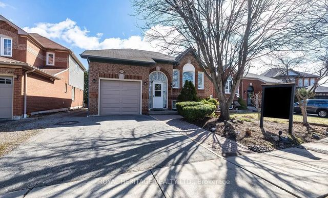 31 Thames Drive N, Whitby