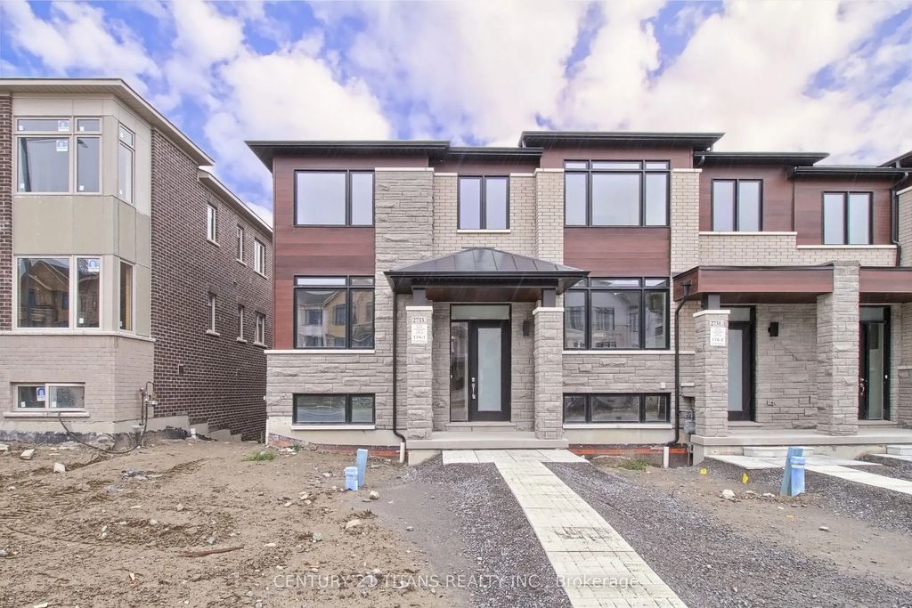 2733 Peter Matthews Drive, Pickering