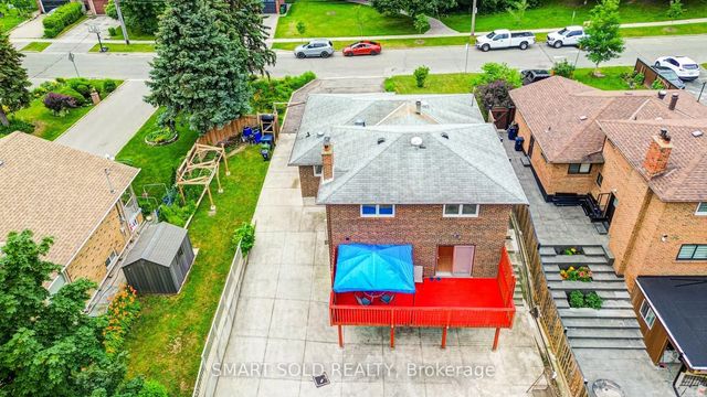 56 Gatesview Avenue, Toronto E08