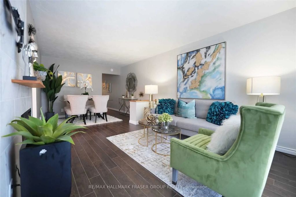 92 Overture Road, Toronto E10
