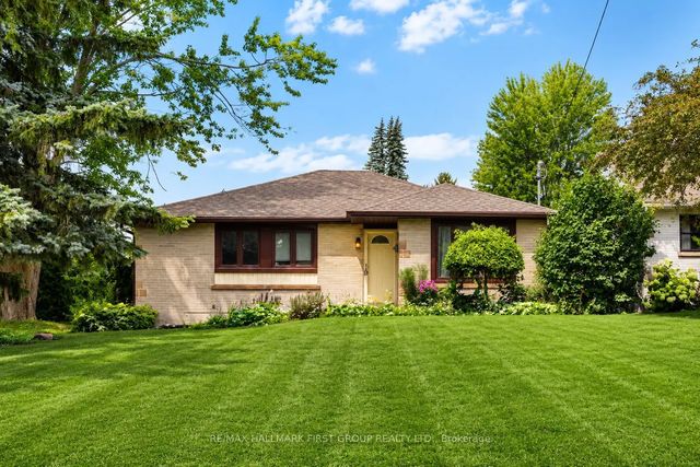 180 Sherwood Avenue, Oshawa