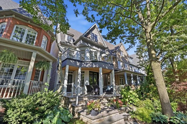 128 Boardwalk Drive, Toronto E02