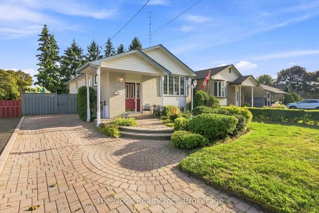 274 Labrador Drive, Oshawa