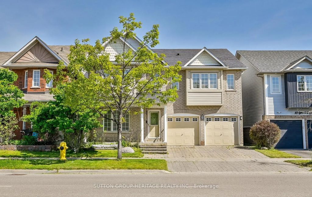 10 Greenhalf Drive, Ajax