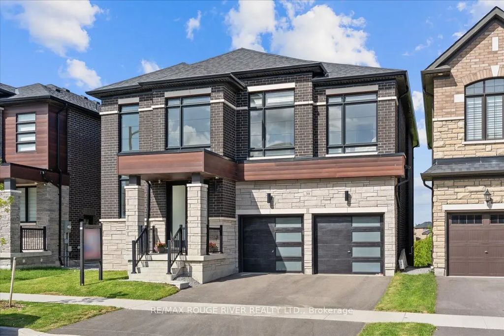 39 Armilia Place, Whitby