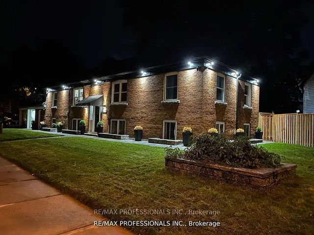 284 Gledhill Avenue W 2, Toronto E03