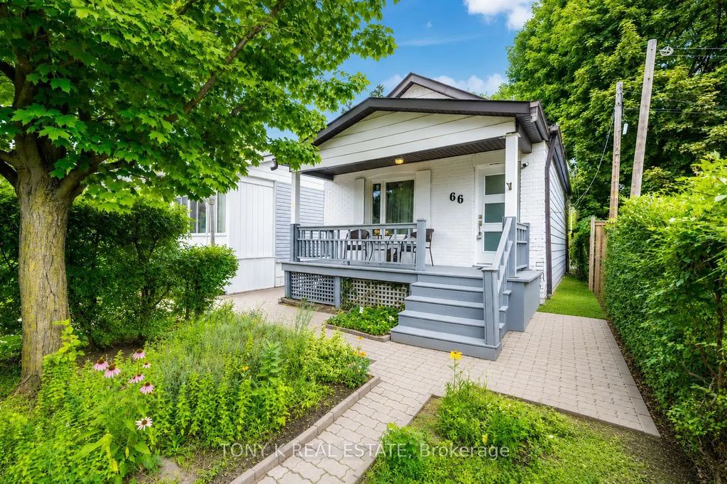66 Frater Avenue, Toronto E03