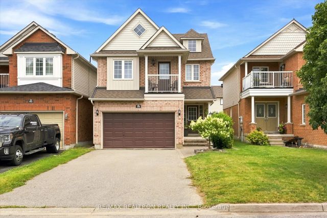 78 Hutton Place, Clarington