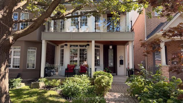 95 Boardwalk Drive, Toronto E02
