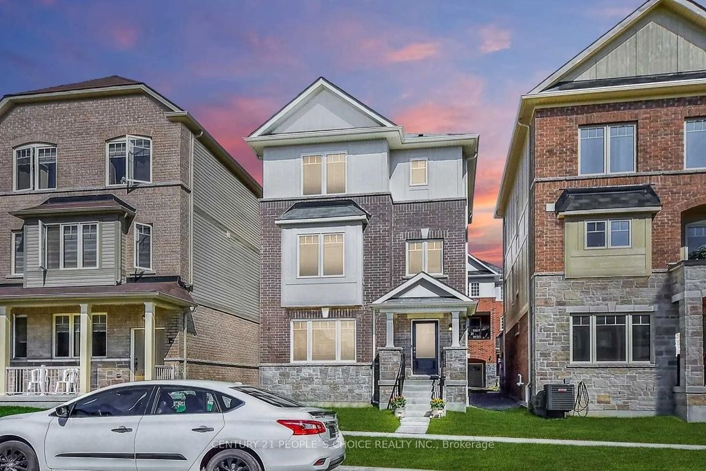 13 Devineridge Avenue, Ajax