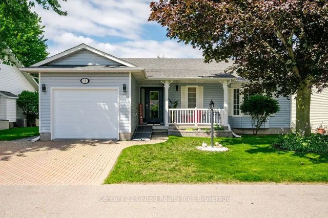 11 Algonquin Trail, Clarington
