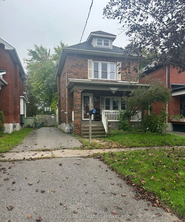 27 Buckingham Avenue, Oshawa