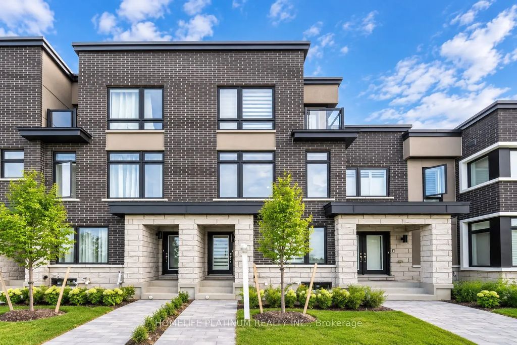 2594 Castlegate Crossing, Pickering