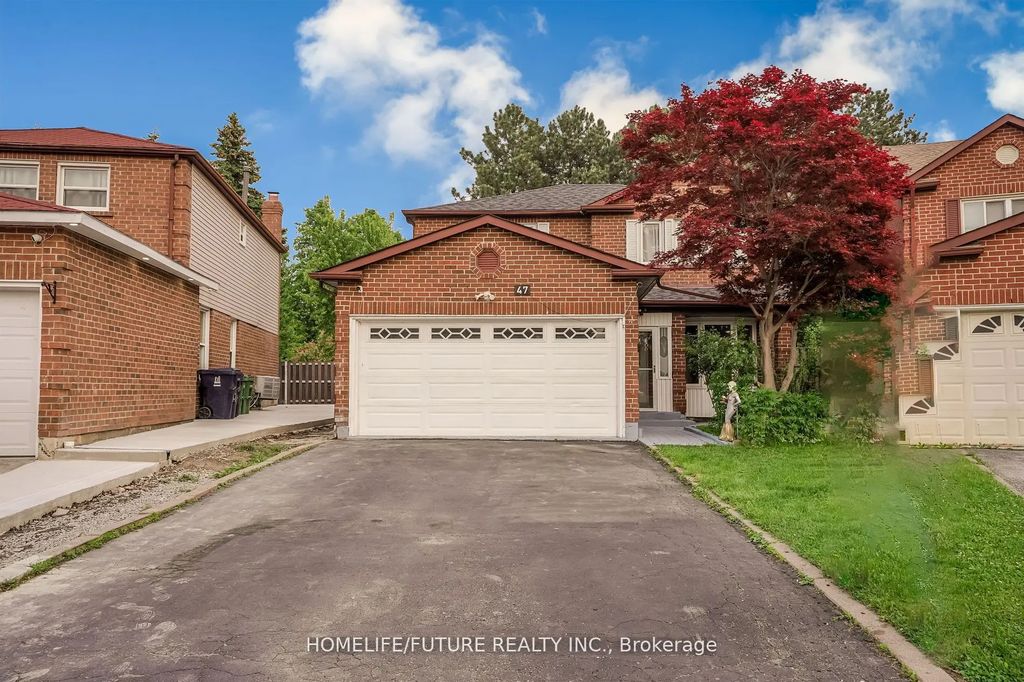 47 Carisbrooke Square Main & 2nd Flr, Toronto E11