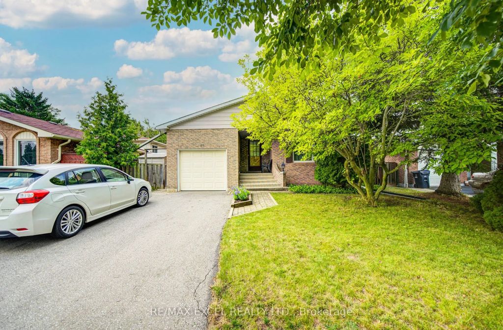 81 Amanda Drive, Toronto E07