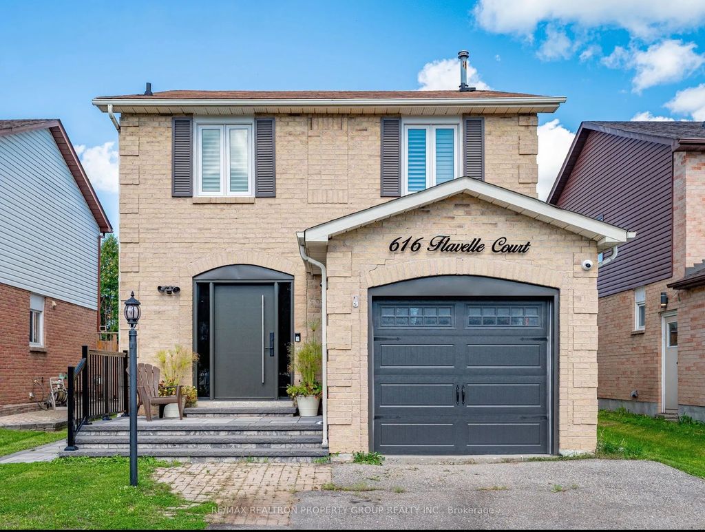 616 Flavelle Court, Pickering