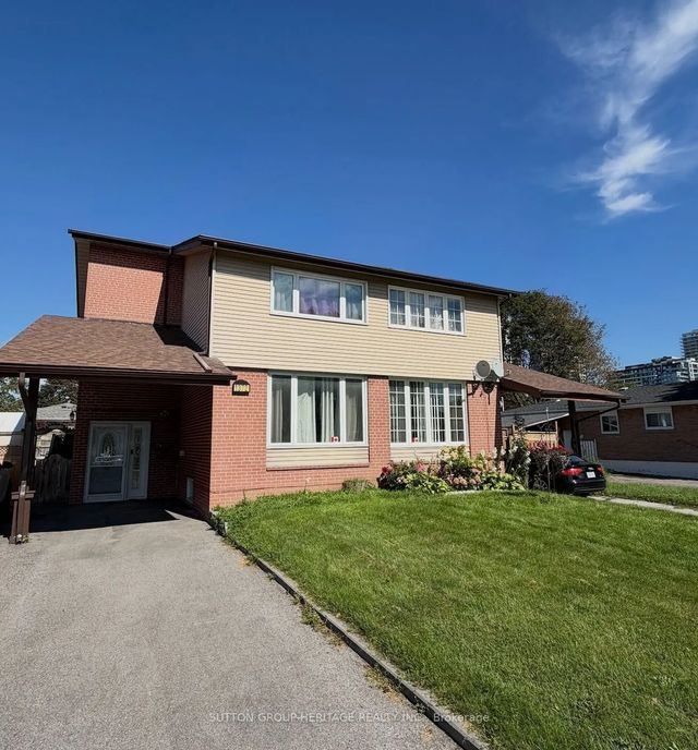 1372 Tatra Drive Upper Level Only, Pickering