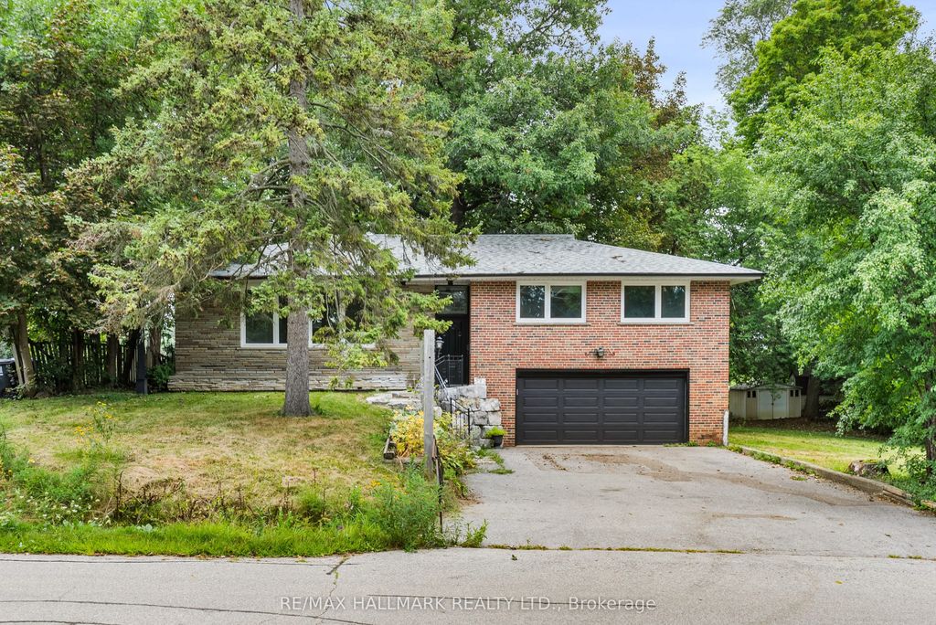 541 Rouge Hills Drive, Toronto E10