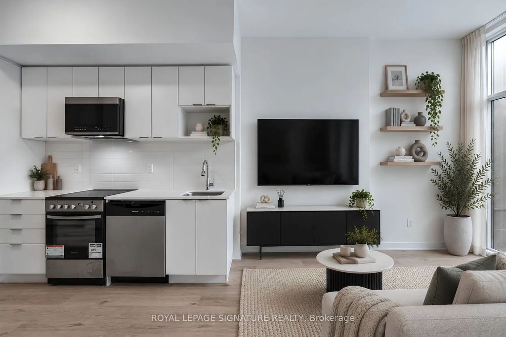 4569 Kingston Road 101, Toronto E10