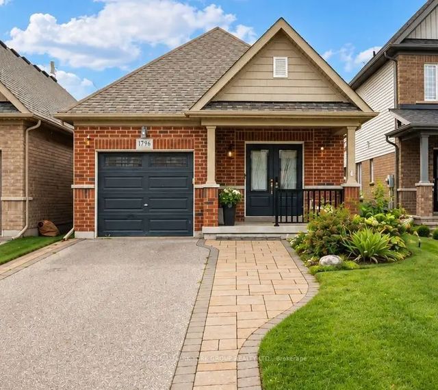 1796 Shelburne Street, Oshawa