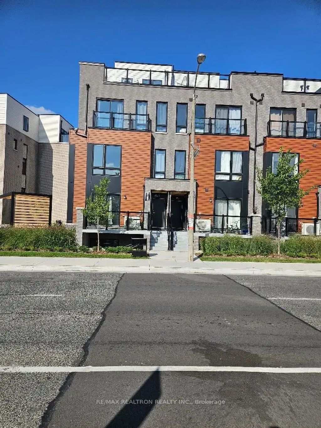 165 Tapscott Road 239, Toronto E11
