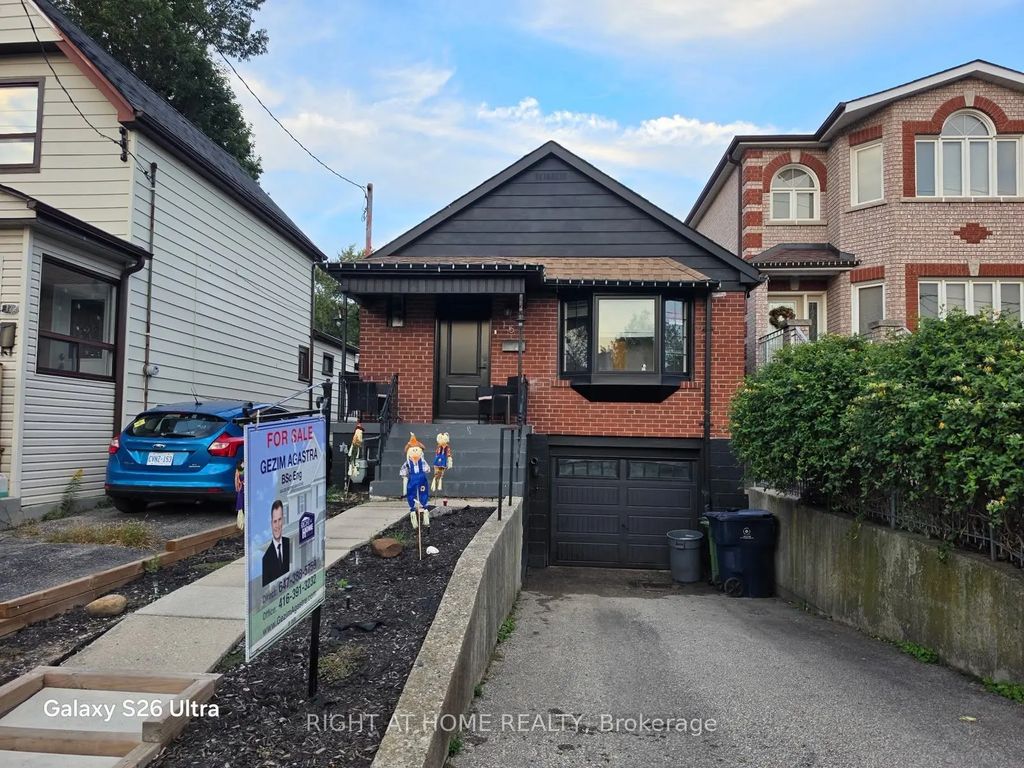 15 August Avenue, Toronto E06
