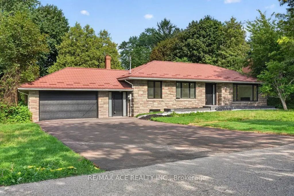 11 Faircroft Boulevard Bsmt, Toronto E08
