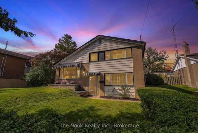 706 Stone Street, Oshawa