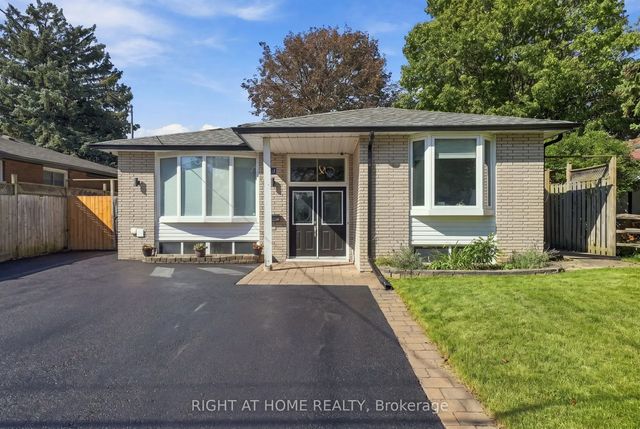 14 Cole Avenue, Clarington