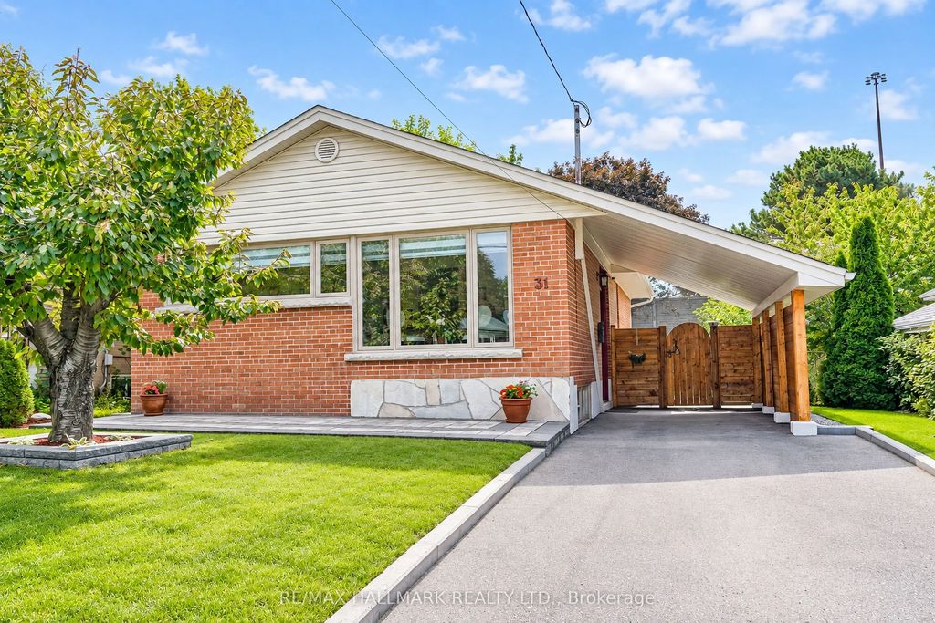 31 Wishing Well Drive, Toronto E05