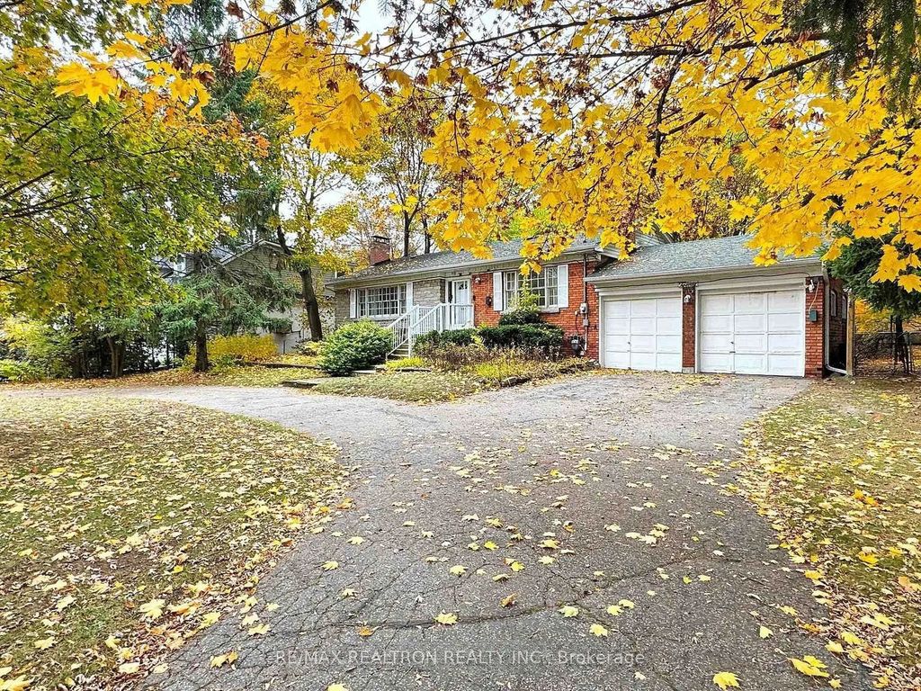 20 West Hill Drive Main Floor, Toronto E10