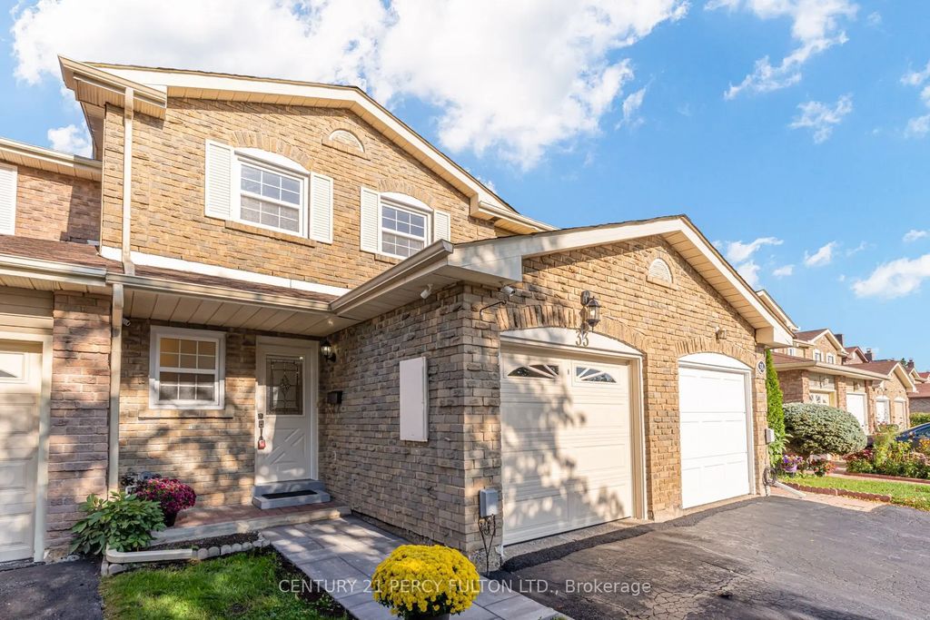 33 Lorna Rae Boulevard, Toronto E07