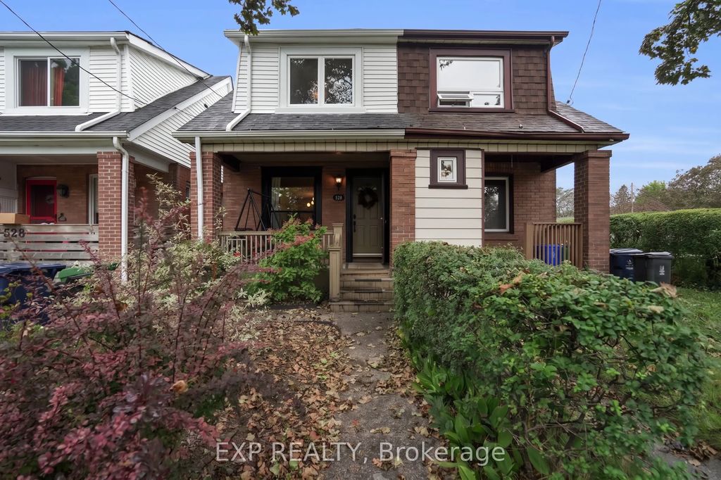 530 Victoria Park Avenue, Toronto E02
