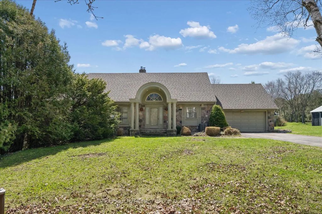 525 Myrtle Road W, Whitby