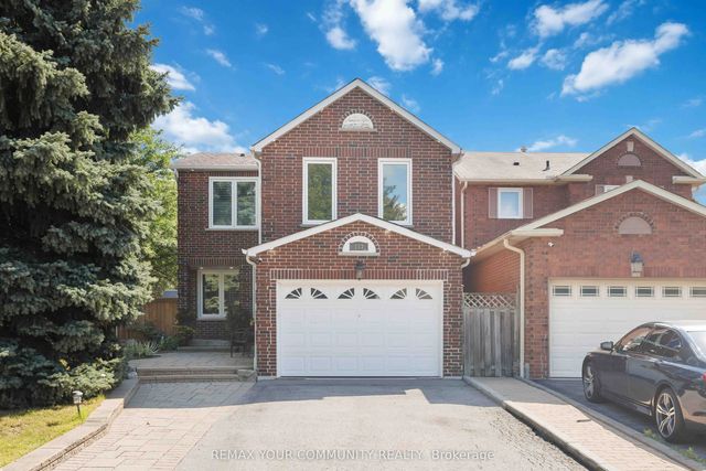 153 Reed Drive, Ajax