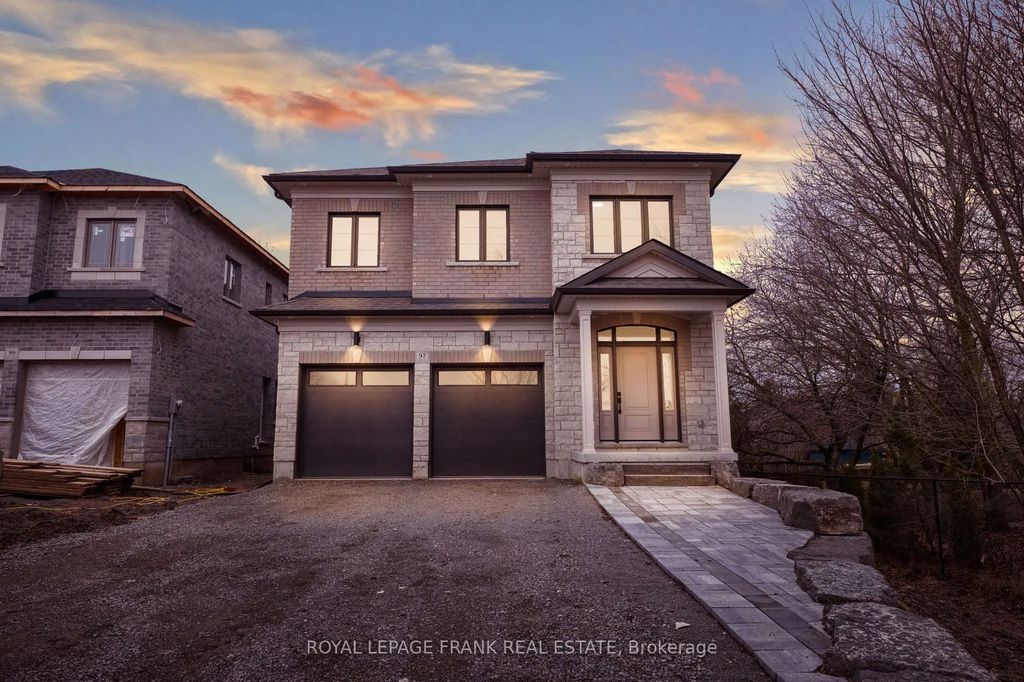 97 Steinway Drive, Scugog