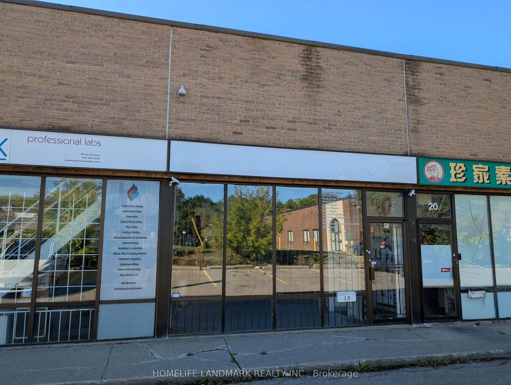 50 Weybright Court 19, Toronto E07