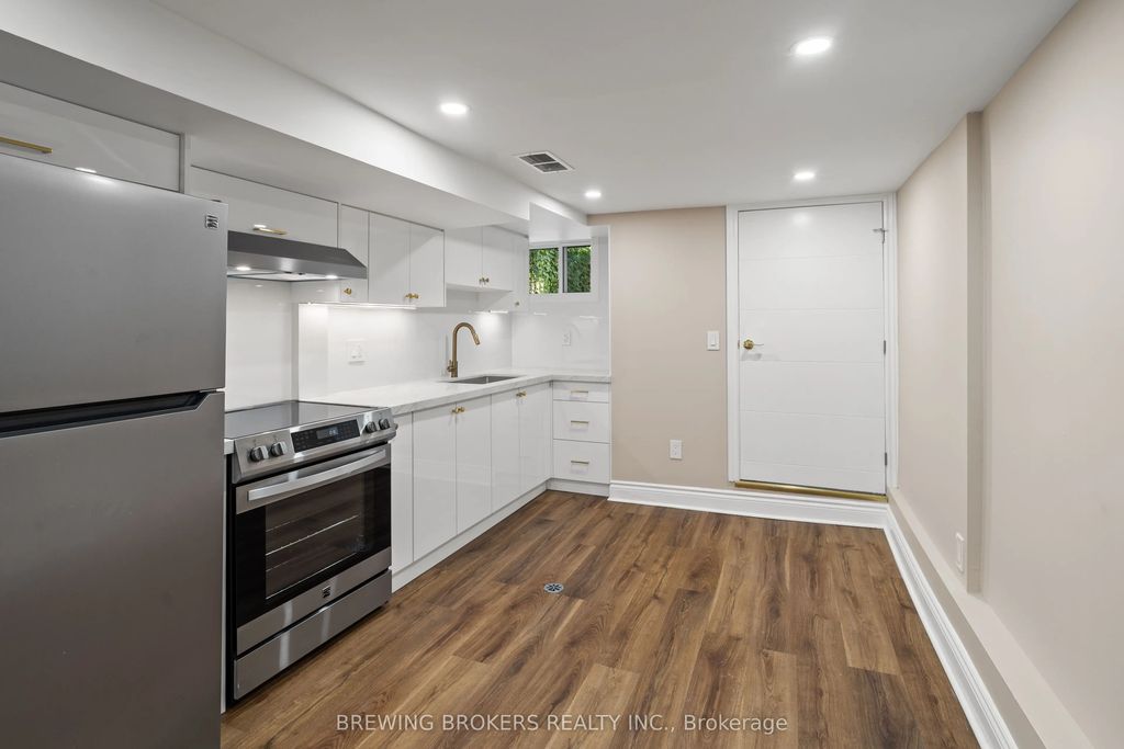 134 Fulton Avenue, Toronto E03