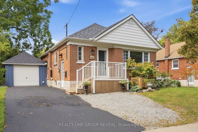 890 Grierson Street, Oshawa