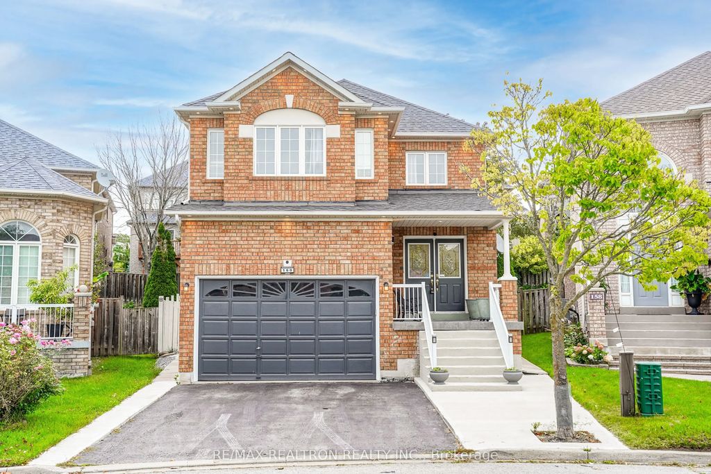 160 Dooley Crescent, Ajax